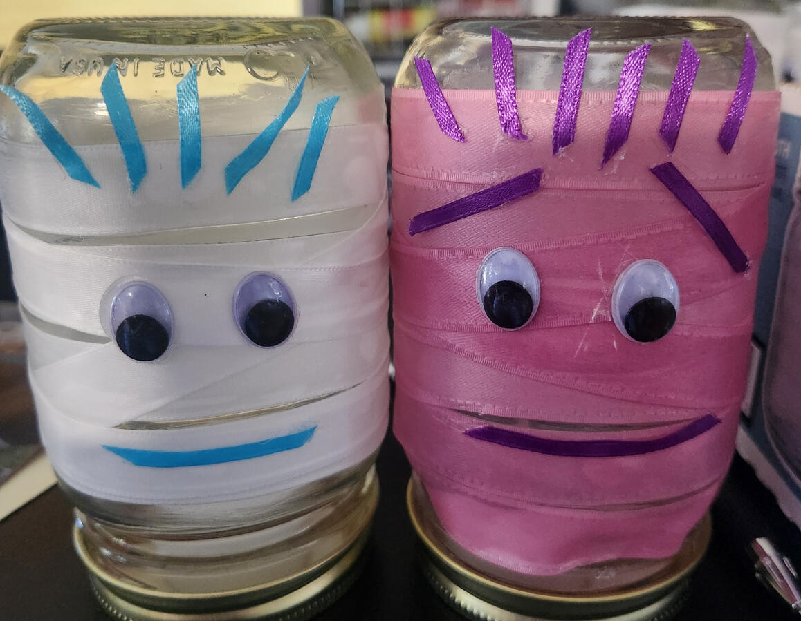 Mason Jar Mummy lights